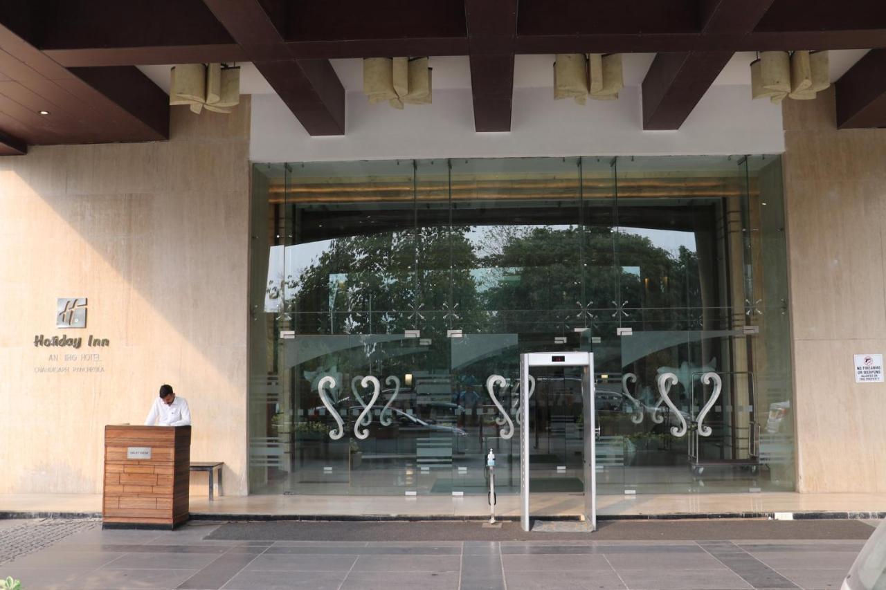 Holiday Inn Chandigarh Panchkula, An Ihg Hotel Extérieur photo The S Chandrasekhar Auditorium at the Indian Institute of Science
