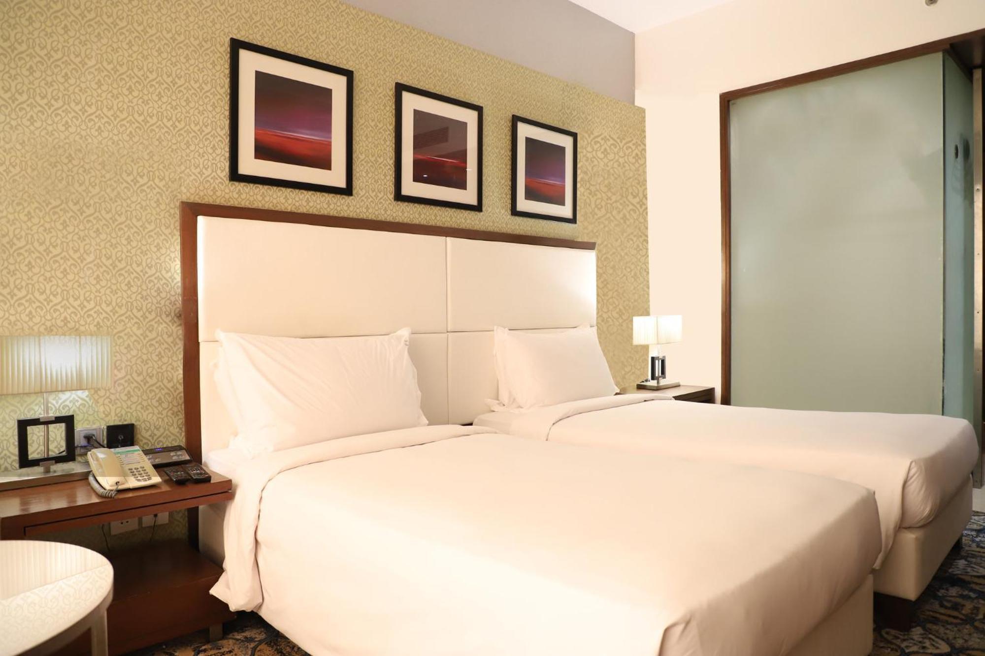 Holiday Inn Chandigarh Panchkula, An Ihg Hotel Extérieur photo A room at the hotel
